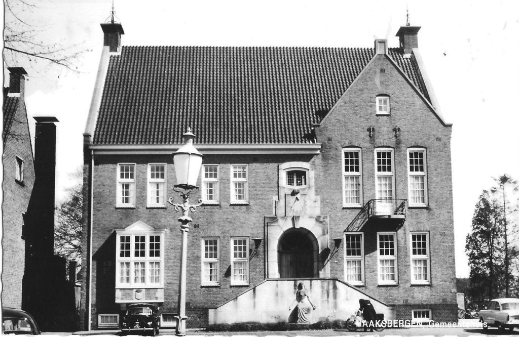 Haaksbergen, Gemeentehuis - auto, Verzenden, 1960 tot 1980, Ongelopen, Overijssel