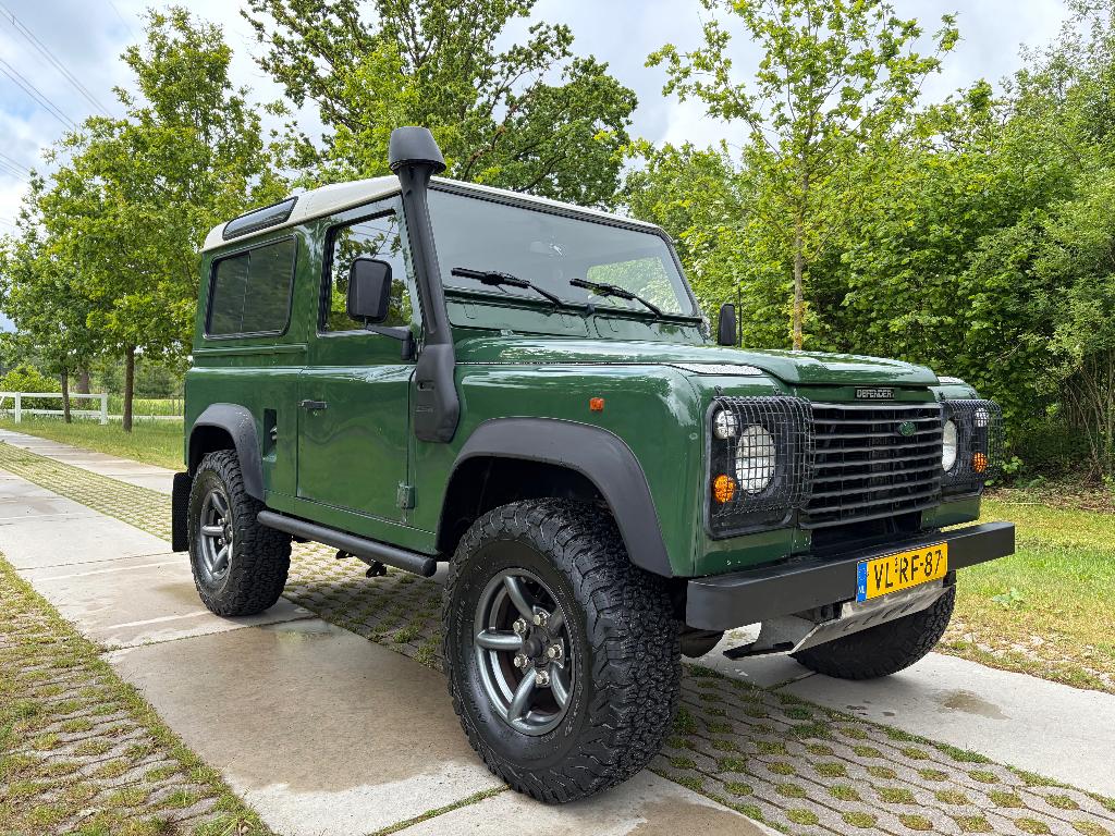 Keurige Landrover Defender 90 300tdi 1996, Auto's, Land Rover, 4 cilinders, 2495 cc, Origineel Nederlands