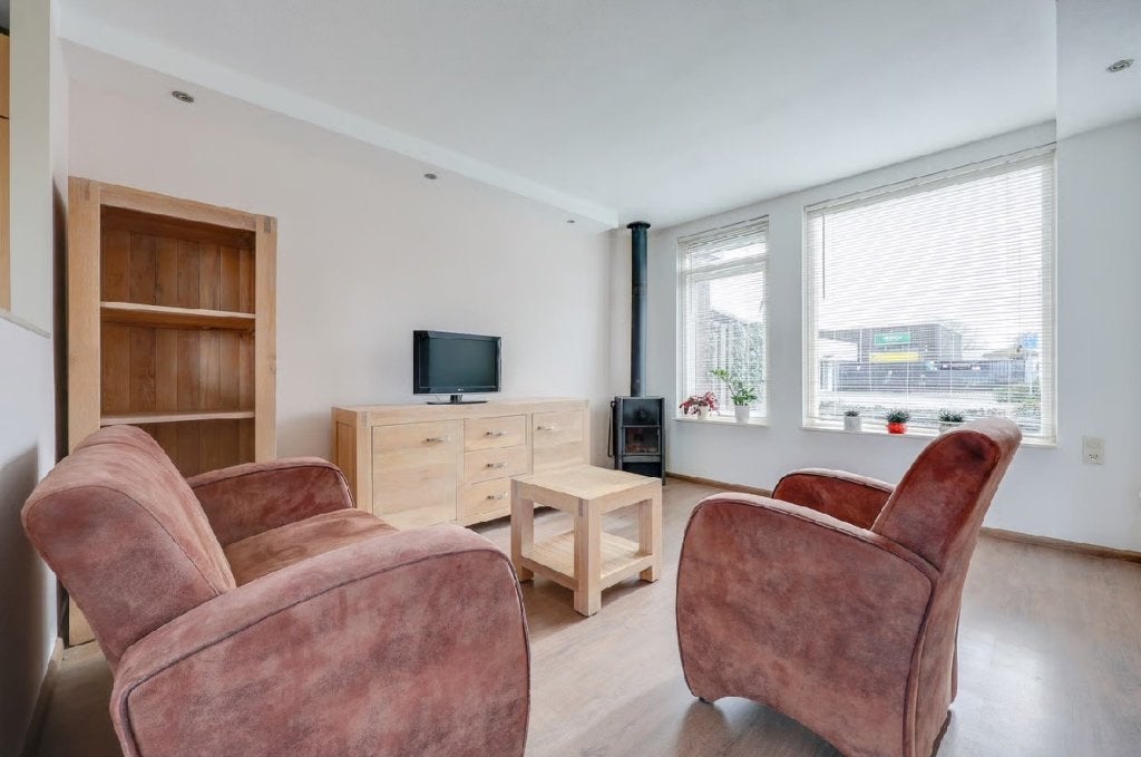 Dressoir, boekenkast, koffietafel  en bankstel, Ophalen, Zo goed als nieuw, Overige materialen, Modern - rustiek