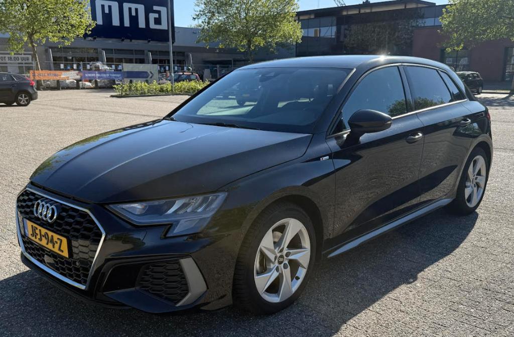Audi A3 Sportback, 30 TFSI S line, Auto's, Audi, Particulier, A3, Hybride Elektrisch/Benzine, Hatchback, Automaat, Geïmporteerd
