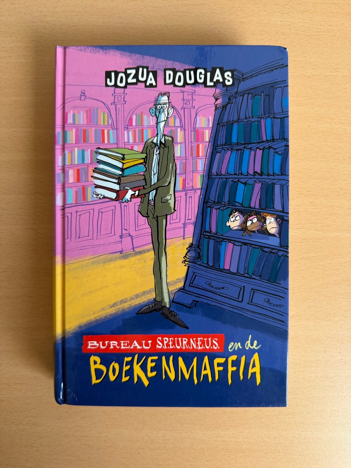 Bureau Speurneus en de Boekenmaffia - Jozua Douglas, Ophalen of Verzenden, Zo goed als nieuw, Fictie algemeen