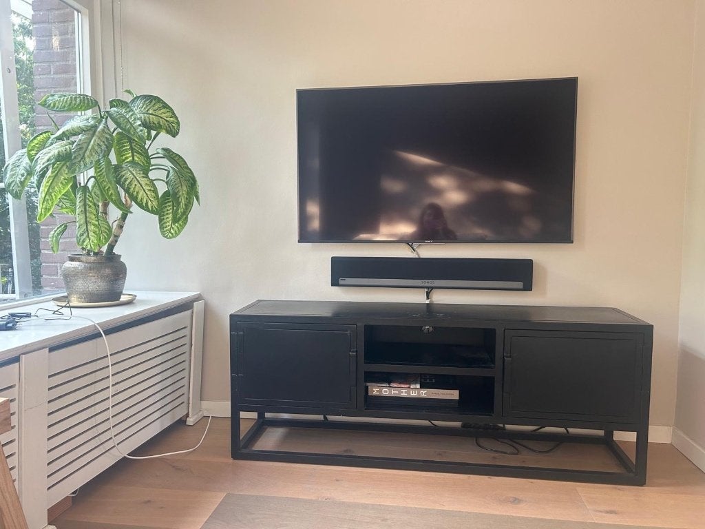 TV Meubel Zwart - Metaal 160x38x61cm, Ophalen, Gebruikt, Zwart metaal strak design, 150 tot 200 cm