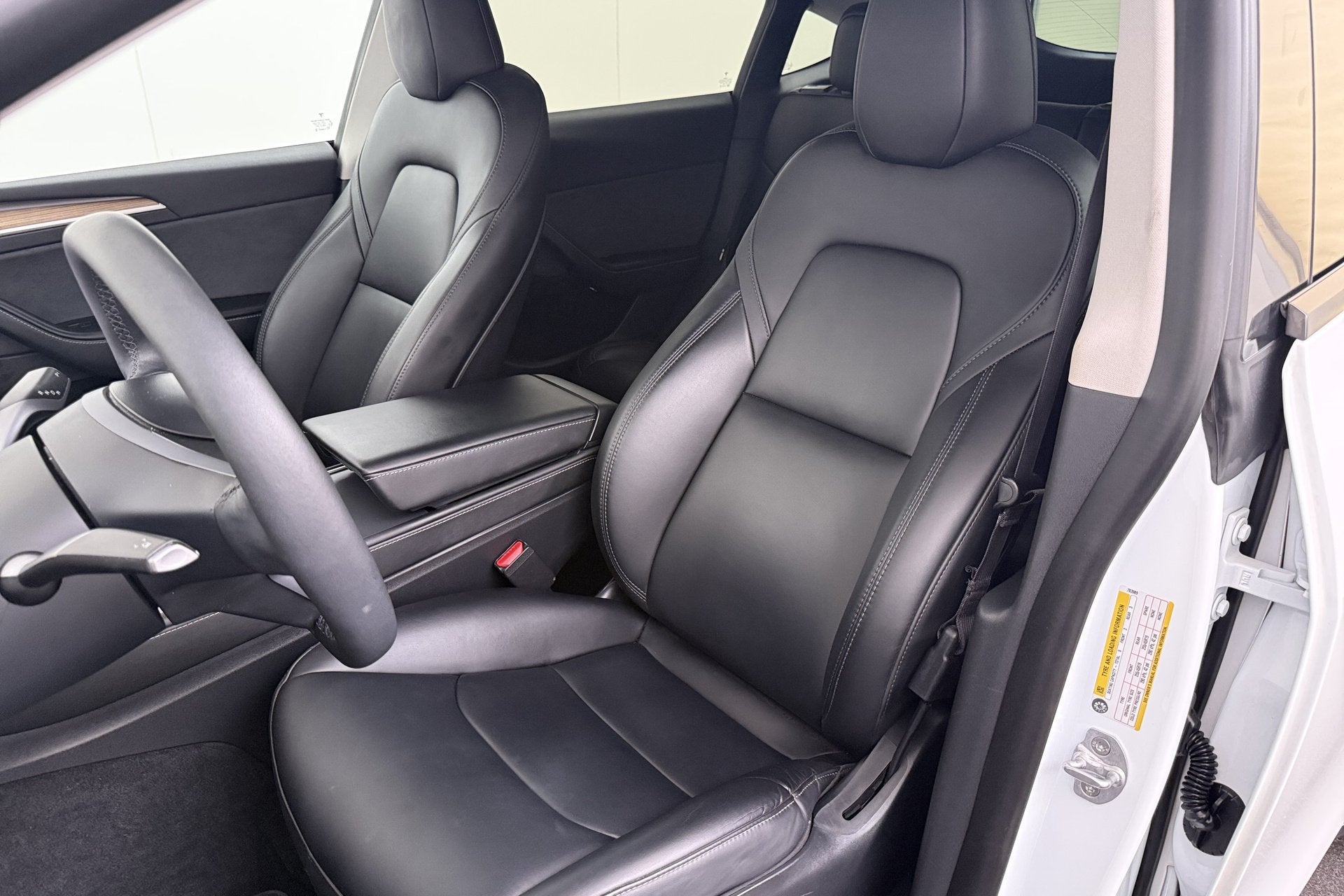 Foto 10 van Tesla Model Y RWD 58 kWh (92%SOH) Full Self-Driving Capabili