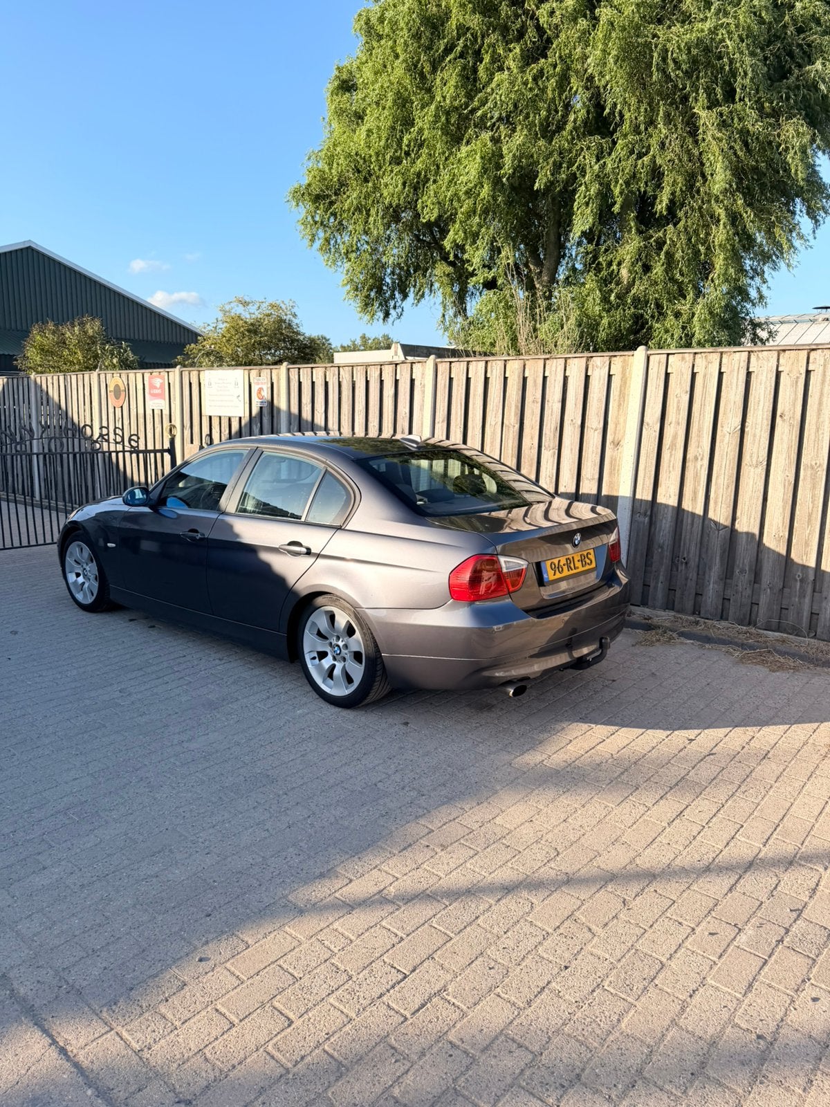 BMW 3-Serie 2.0 I 320 2005 Grijs, Auto's, BMW, Achterwielaandrijving, 1995 cc, 1295 kg, 4 cilinders