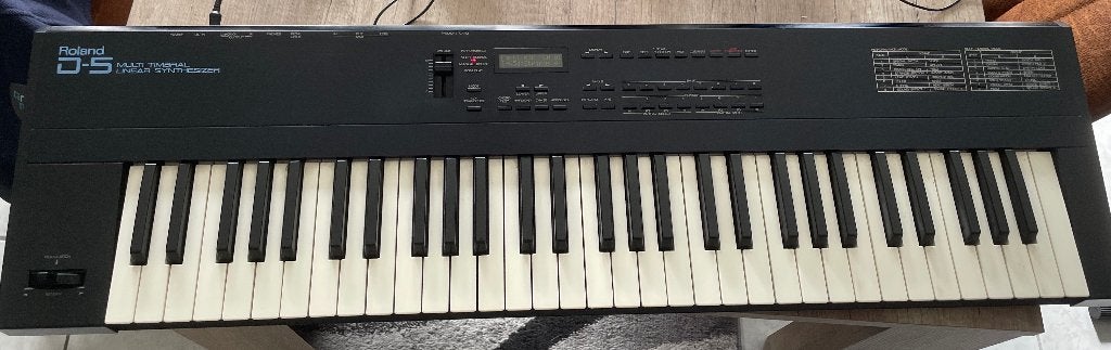 Roland D5, Muziek en Instrumenten, Synthesizers, Ophalen, Gebruikt, 61 toetsen, Roland