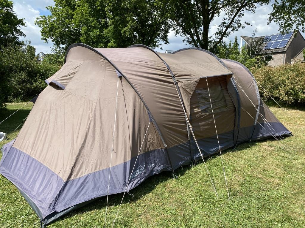 Wildebeast Kiaora L met XL luifel, Ophalen, Zo goed als nieuw, Tot en met 6