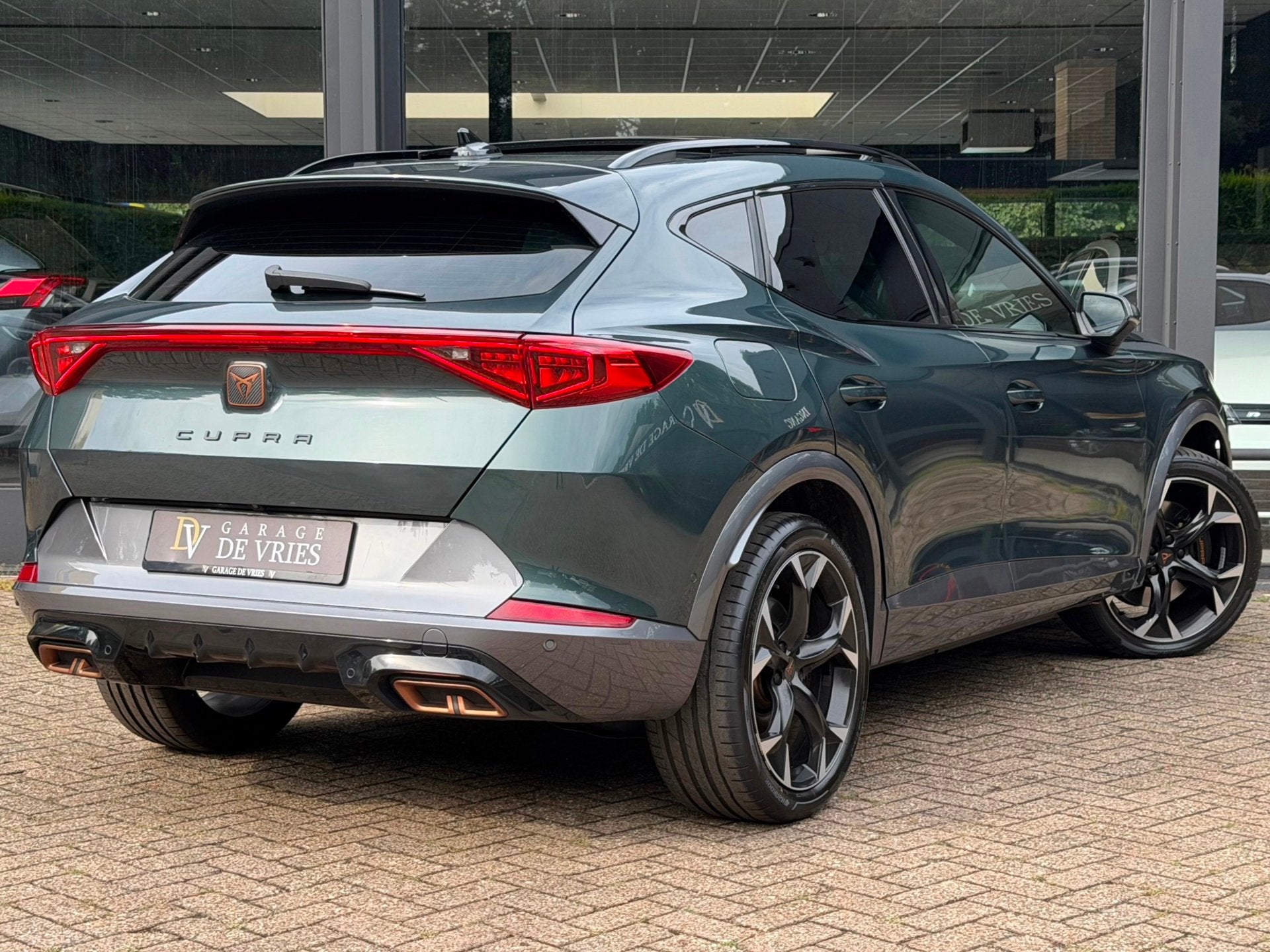 Cupra Formentor 1.4 e-Hybrid VZ Performance Panoramadak Full, Auto's, Dealer onderhouden, Gebruikt, 4 cilinders, Formentor