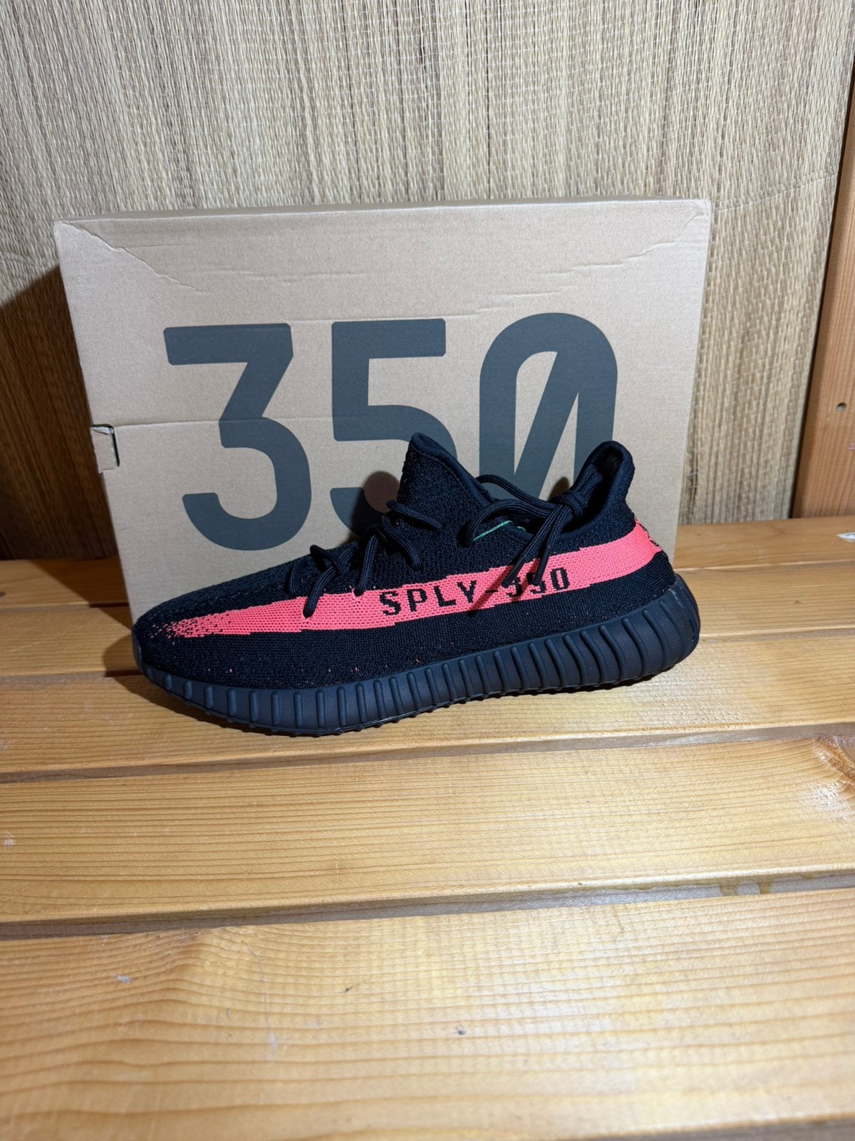 adidas Yeezy Boost 350 V2 Core Black Red, Ophalen of Verzenden, Nieuw, Zwart