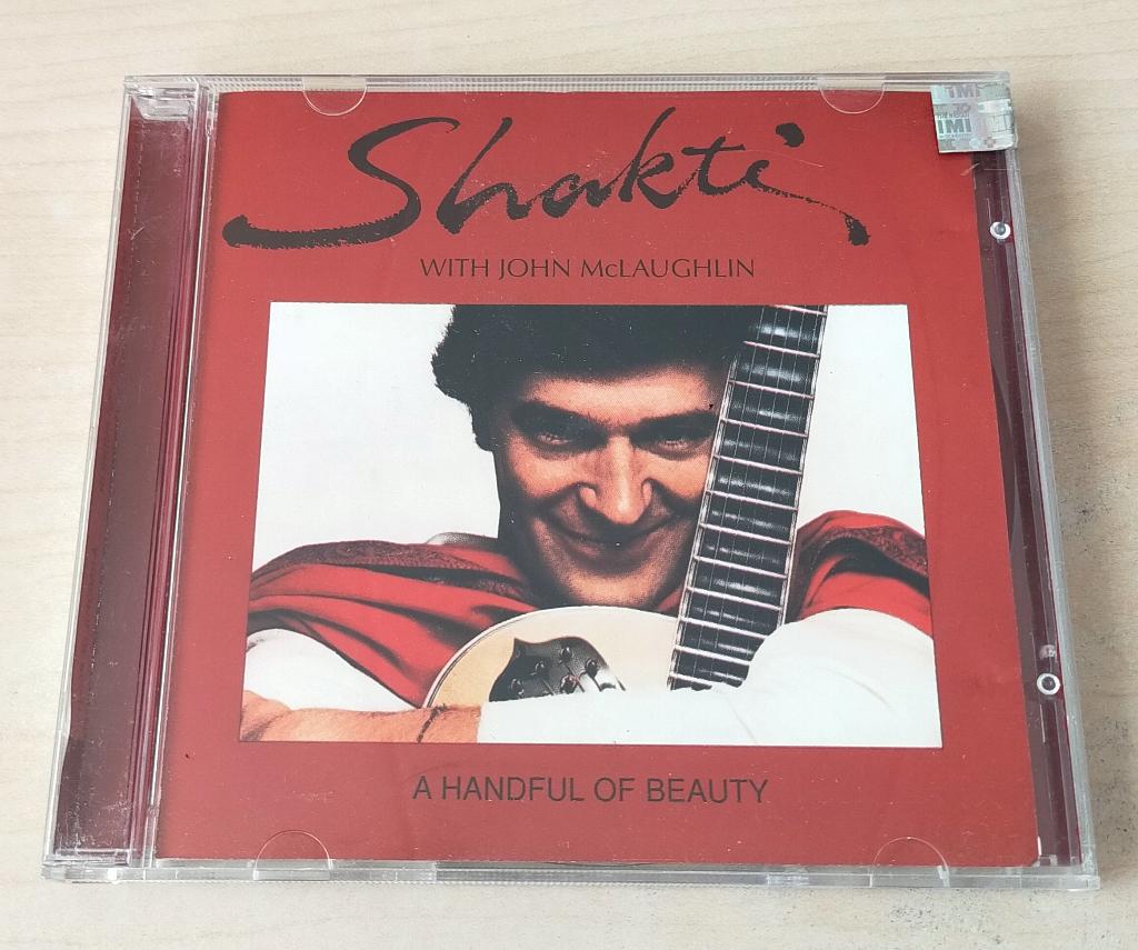 Shakti - A Handful Of Beauty CD 1976/200? John McLaughlin, Ophalen of Verzenden, 1960 tot 1980, Gebruikt, Jazz