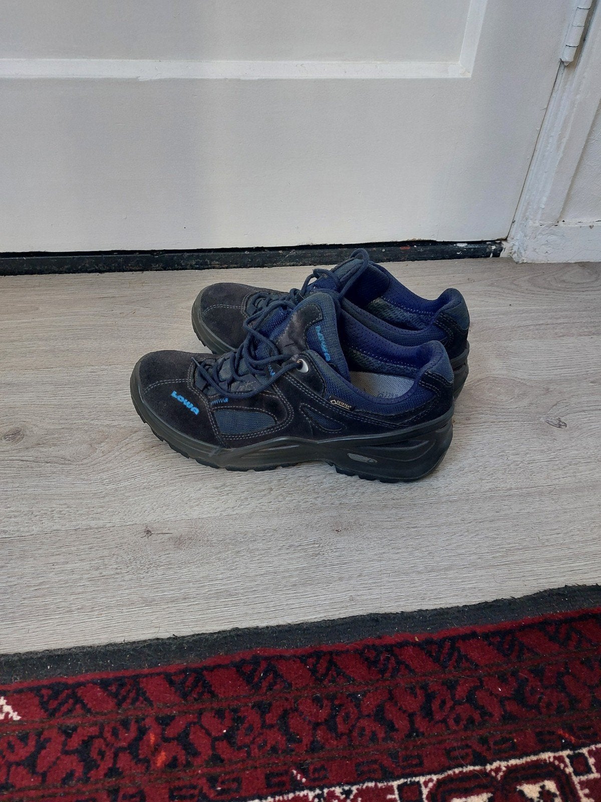 Lowa dames wandelschoenen - maat 39, Kleding | Dames, Ophalen of Verzenden, Zo goed als nieuw, Blauw, Wandelschoenen