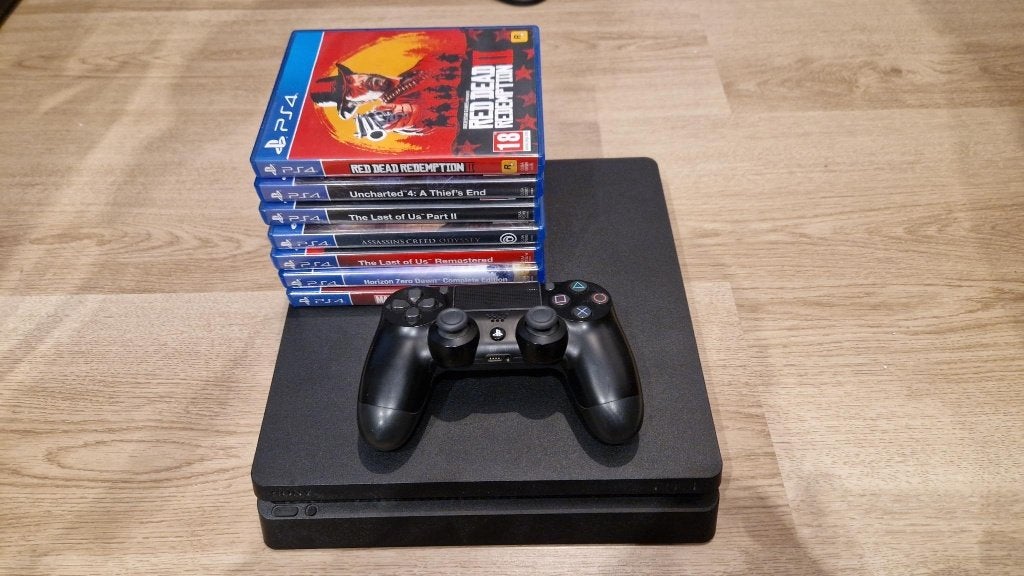 PlayStation 4 Slim 1TB + 7 AAA-games + controller, Spelcomputers en Games, Ophalen, 1 TB, Met 1 controller, Slim