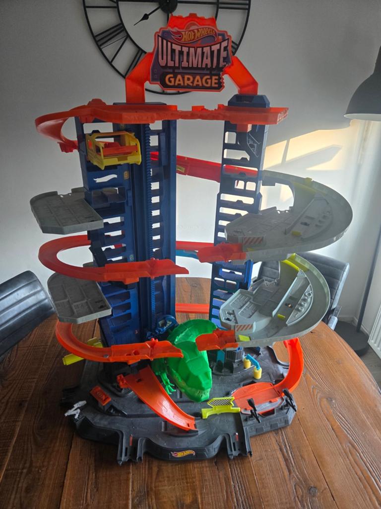 Hotwheels ultimate garage dino, Ophalen, Gebruikt, Handmatig, Hot Wheels