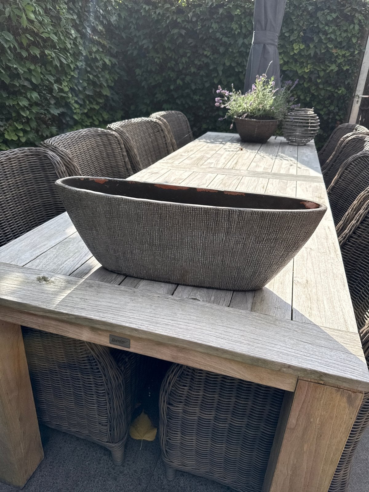 Grote ovale plantenbak met textuur - Gebruikt, Overige materialen, Gebruikt, Minder dan 30 cm, Ophalen of Verzenden