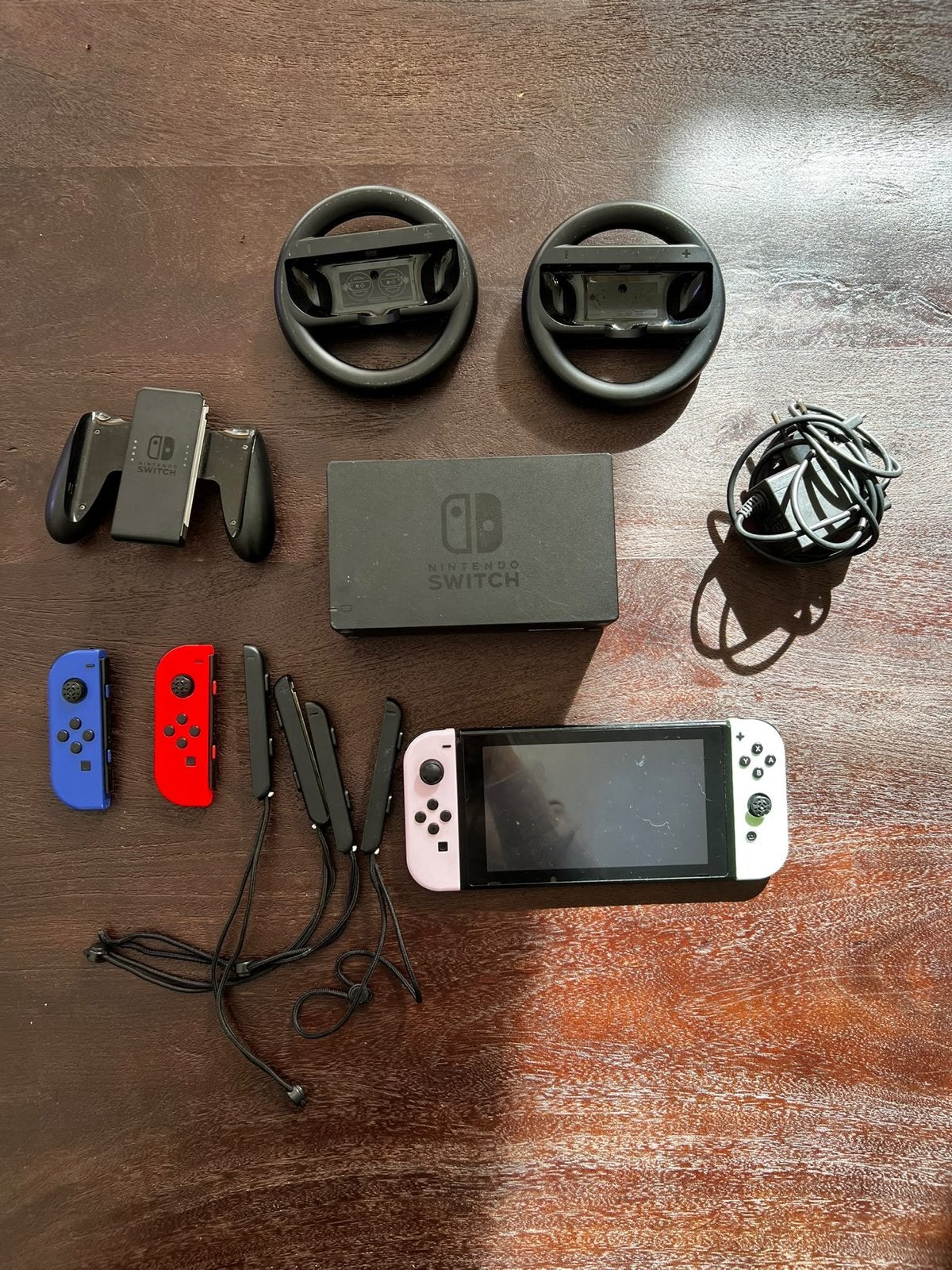 Nintendo Switch V1 (HAC-001) met veel accessoires, Spelcomputers en Games, Ophalen of Verzenden, Gebruikt, Met 3 controllers of meer