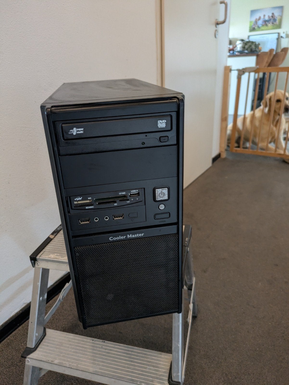 Cooler Master Desktop PC - Zwart, met DVD-speler, Computers en Software, Gebruikt, Onbekend, Onbekend, Onbekend