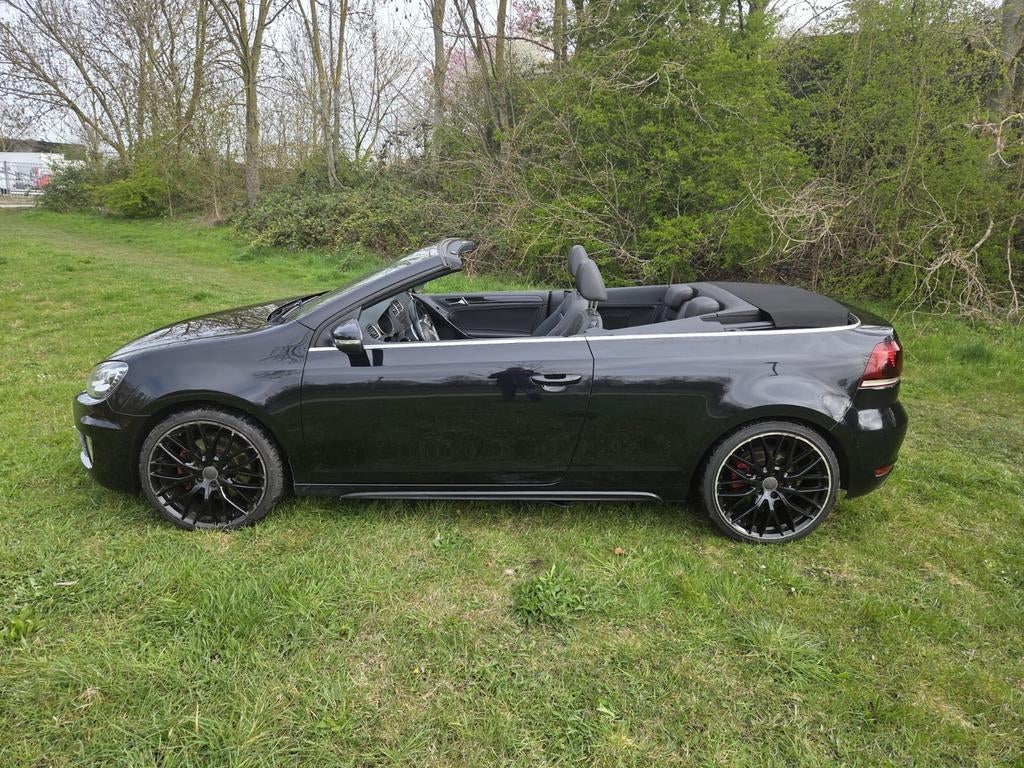 Volkswagen Golf GTI Cabrio 2.0 3D DSG 2013 Zwart, Auto's, Volkswagen, Zwart, 4 cilinders, 4 stoelen, Zwart