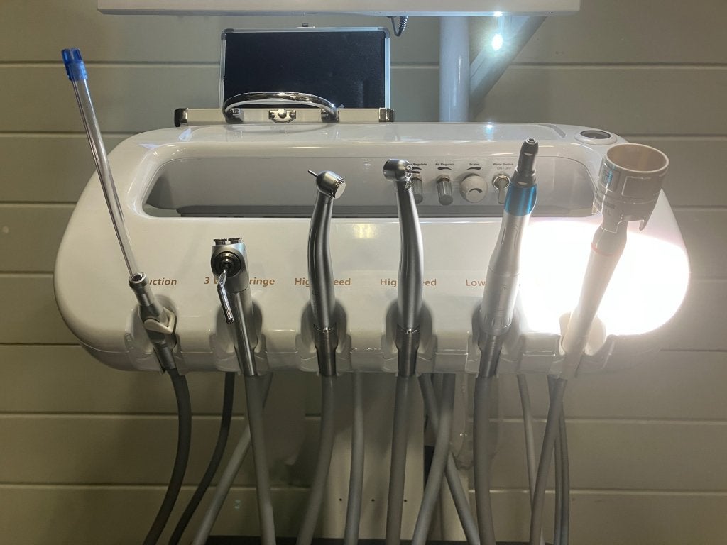 overcomplete dentale unit met lamp, camera en handstukken, Niet ingevuld, Niet ingevuld, Nieuw, Ophalen of Verzenden