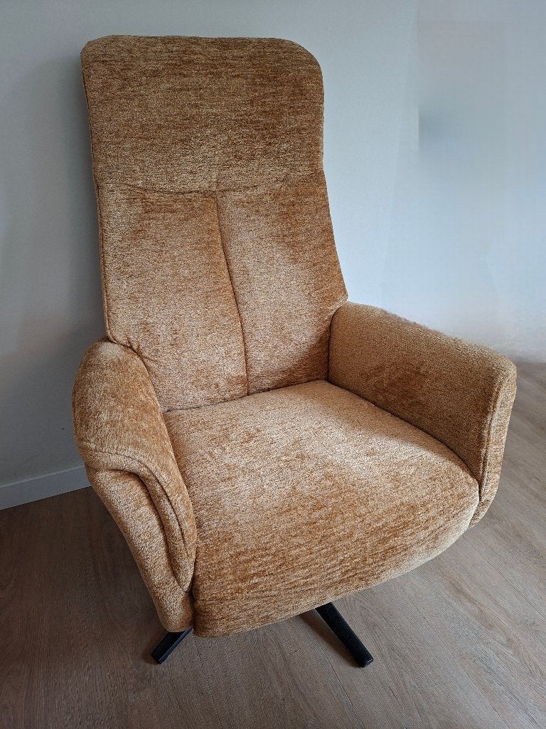 Fauteuil elektrisch bedienbaar, Huis en Inrichting, Ophalen, Nocarini, Stof Oker, Nieuw, 75 tot 100 cm