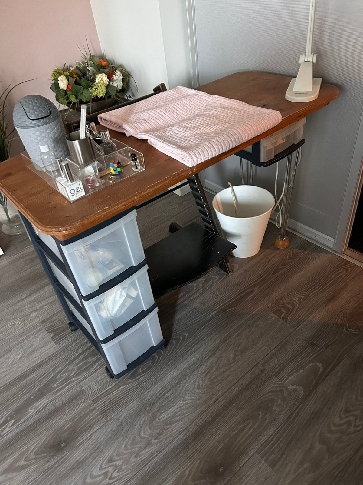 Manicure tafel, Ophalen, Gebruikt, Rechthoekig, 50 tot 100 cm