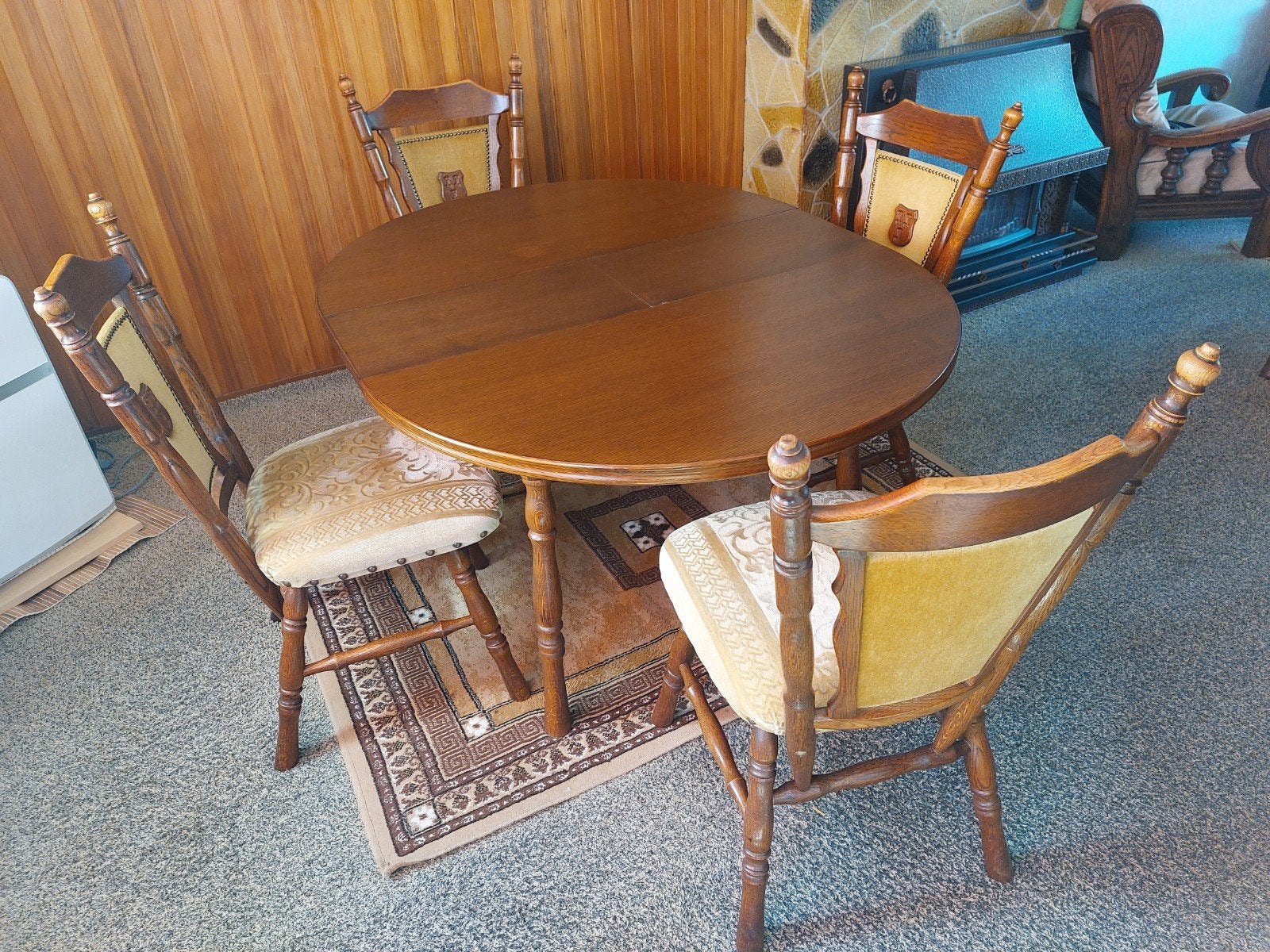 Vintage eiken uitschuifbare ronde eettafel met 4 stoelen, Antiek en Kunst, Ophalen