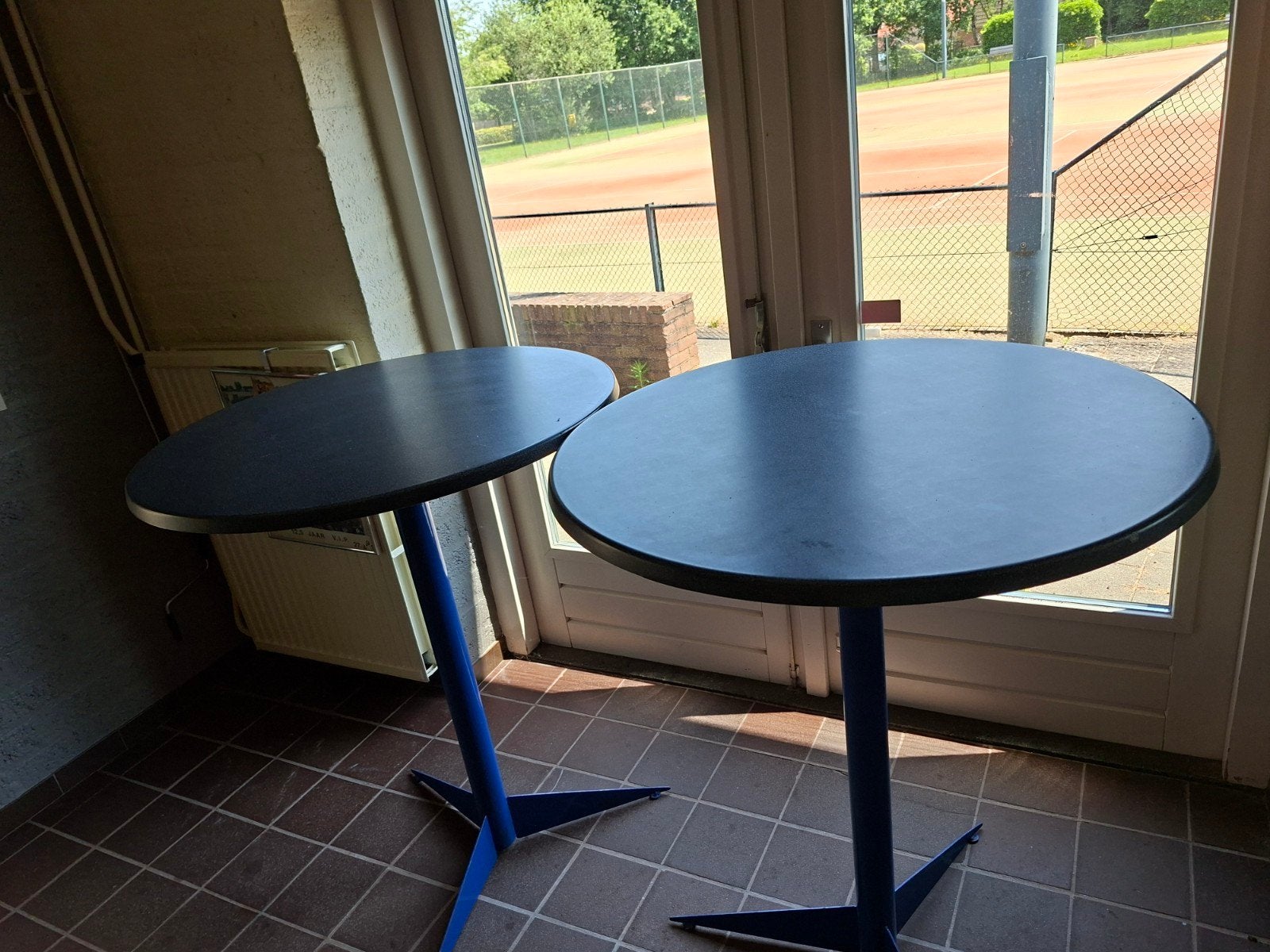 Hangtafel, Ophalen, Gebruikt