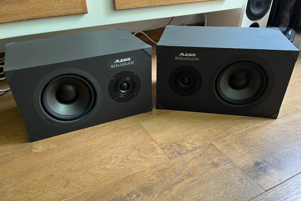 Alesis Monitor One studio monitoren - speakers, Overige merken, Studiomonitor, 120 tot 150 watt, Ophalen of Verzenden