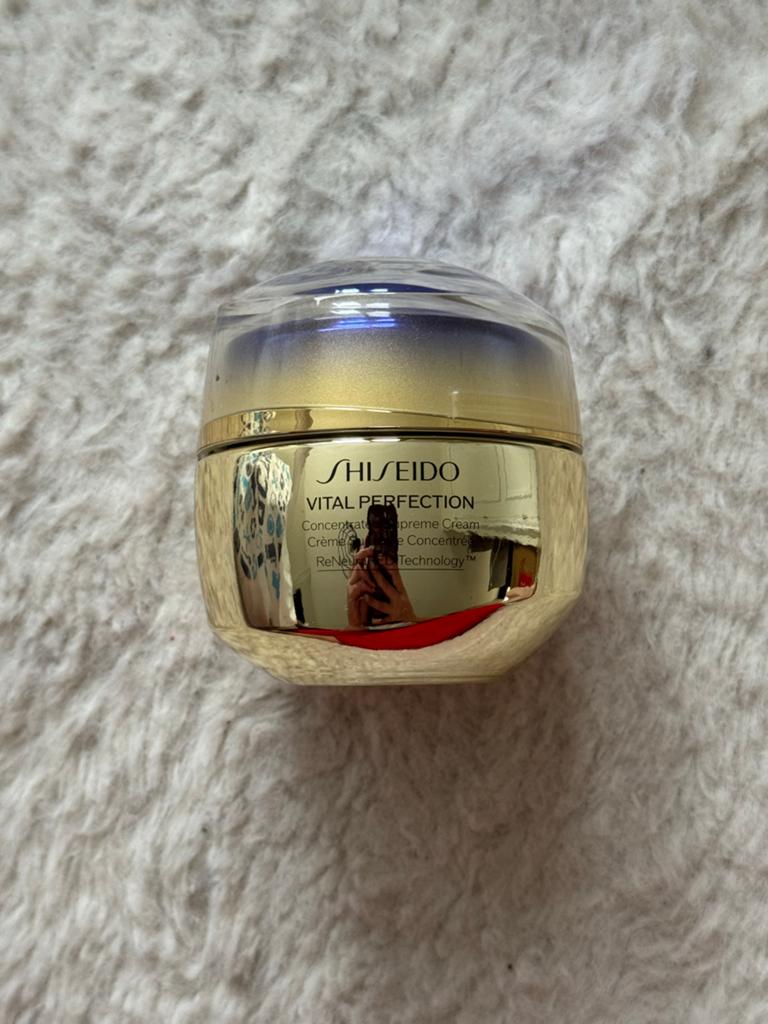Shiseido Vital Perfection Concentrated Supreme Cream, Sieraden, Tassen en Uiterlijk, Uiterlijk | Gezichtsverzorging, Ophalen of Verzenden