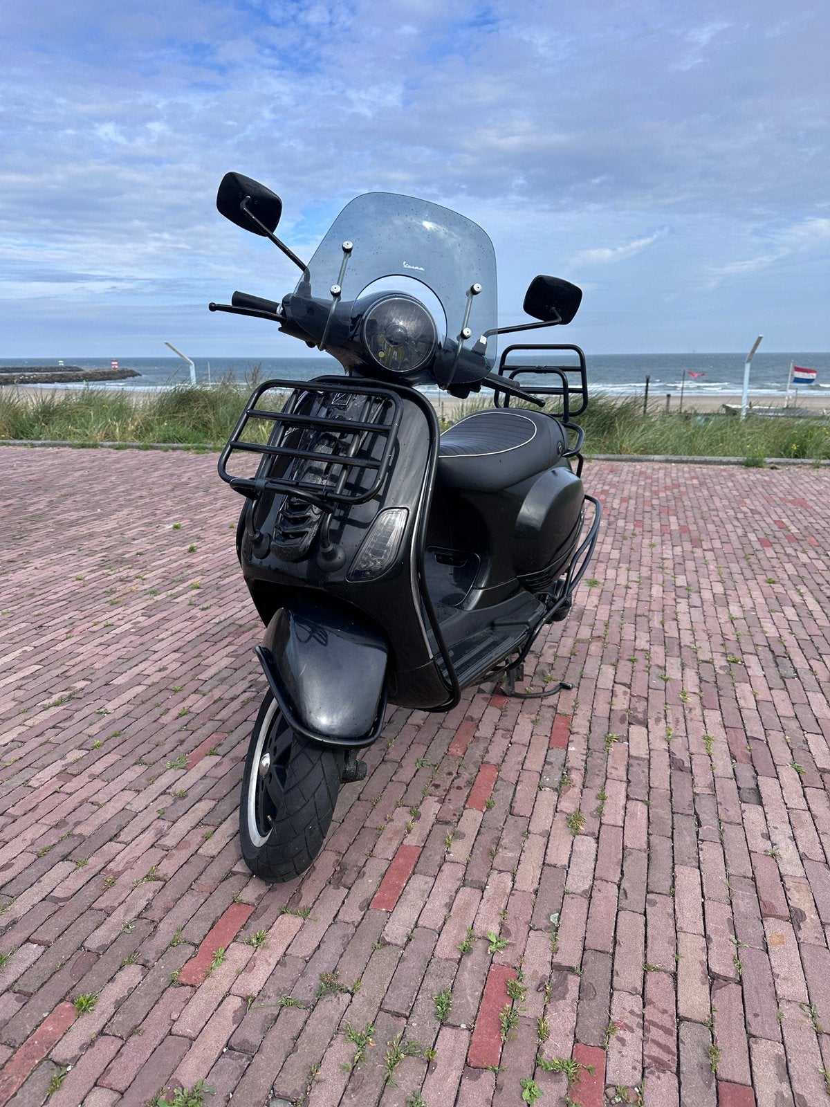 Vespa LX Black Edition 2013 – Full Option Custom | 8.731 km, Ophalen, Zo goed als nieuw, 50 cc