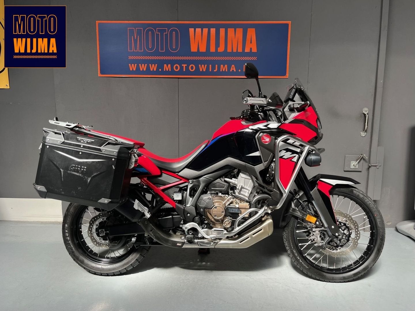 HONDA CRF 1100 AFRICA TWIN DCT - 2023 - automaat - kofferset, 2 cilinders, HONDA, Bedrijf, Onbekend