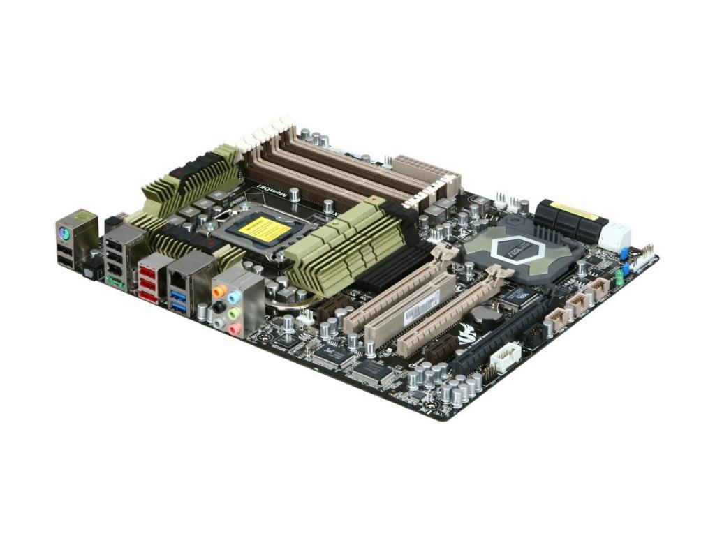 ASUS Sabertooth X58 Moederbord, Computers en Software, Moederborden, LGA 1366, DDR3, Ophalen of Verzenden, Zo goed als nieuw