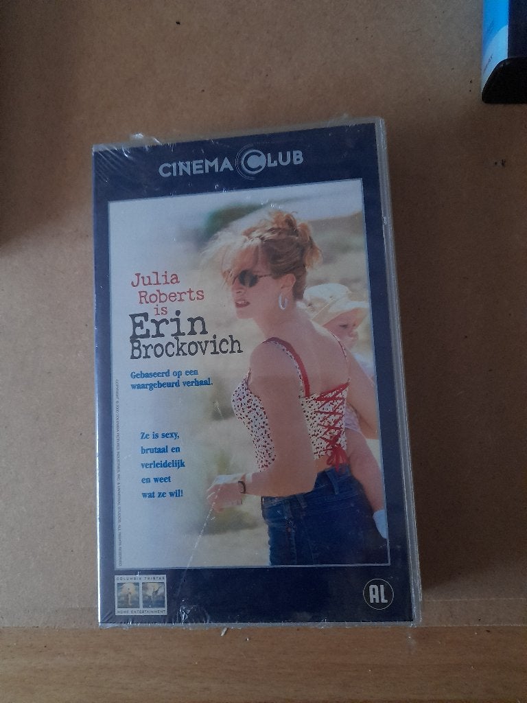 Erin Brockovich met Julia Roberts VHS, Cd's en Dvd's, VHS | Film, Alle leeftijden, Ophalen of Verzenden, Zo goed als nieuw, Komedie