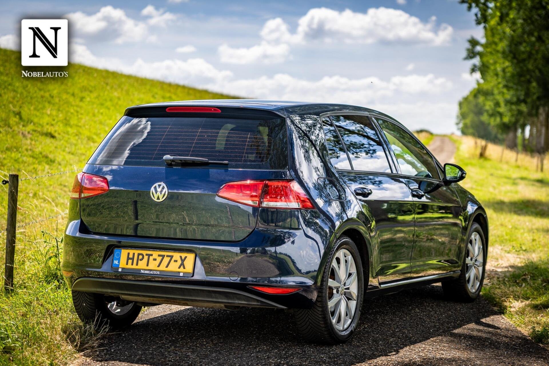 Volkswagen Golf 1.2 TSI Easyline|LMvelg|PDC|Stoelverwarming, Auto's, Voorwielaandrijving, Euro 5, 86 pk, Gebruikt