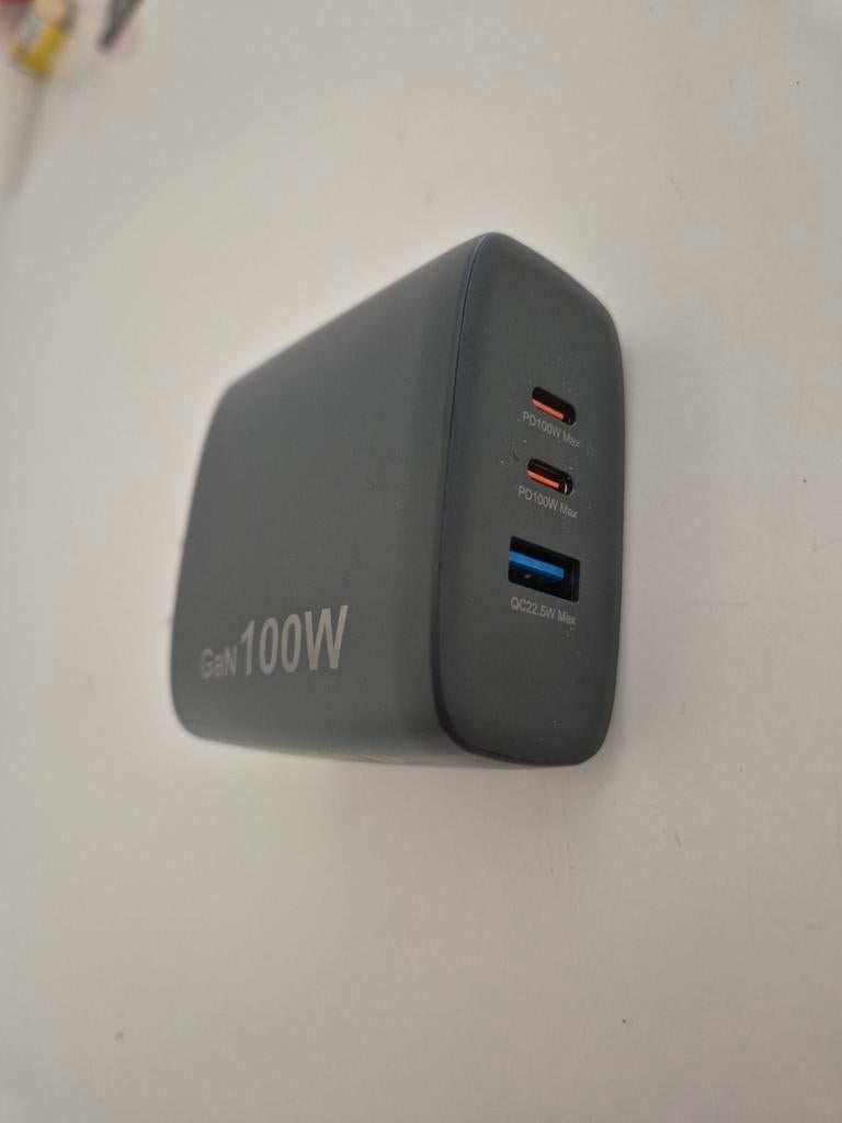 Oplader 100W, Ophalen of Verzenden, Zo goed als nieuw