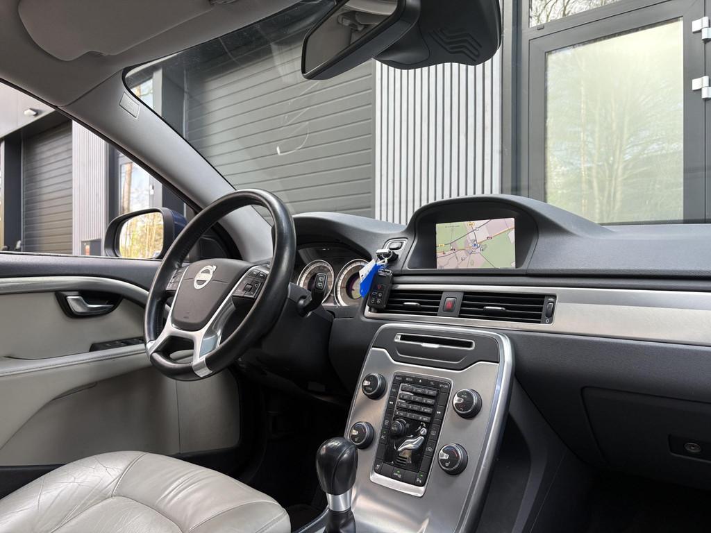 Volvo V70 1.6 T4 Summum, Voorwielaandrijving, Euro 5, 15 km/l, Gebruikt