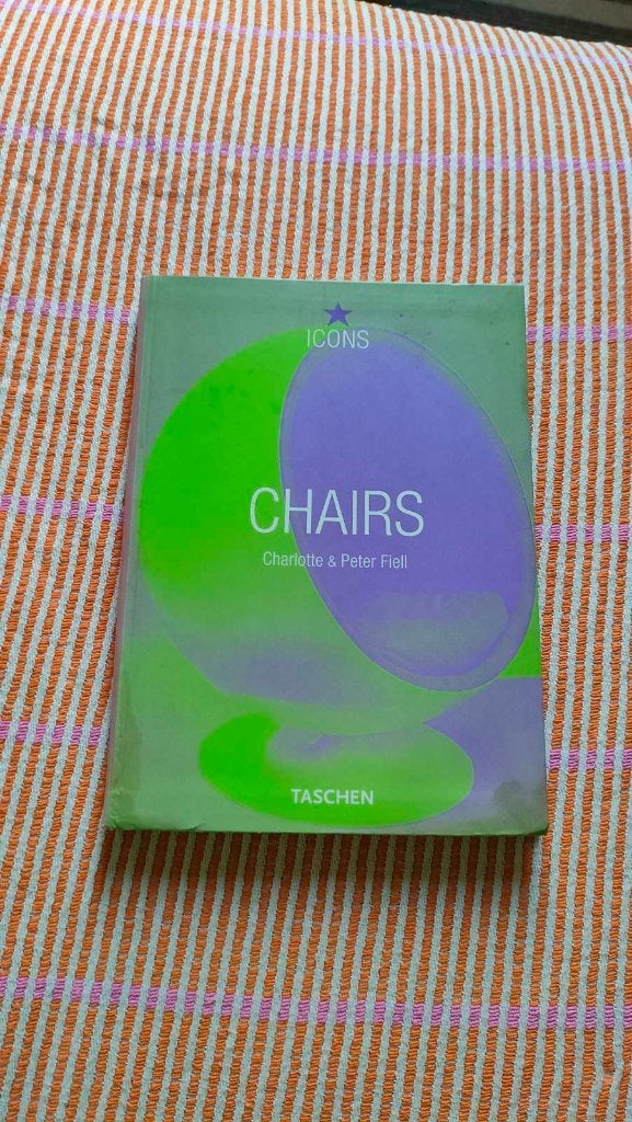 Chairs by Taschen, Gelezen, Charlotte & Peter Fiell, Ophalen of Verzenden, Stijl of Stroming
