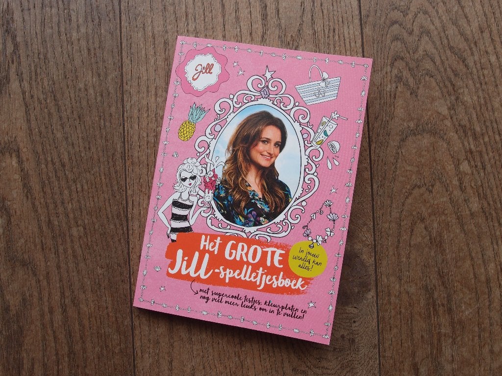 Erg leuk zgan gesigneerd Het grote Jill spelletjes boek, Ophalen of Verzenden, Zo goed als nieuw, Knutselen