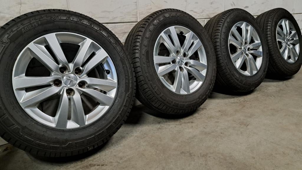 Velgen & NIEUWE banden Expert Jumpy Proace Vivaro 215/65/16c, 16 inch, Banden en Velgen, Nieuw, Ophalen of Verzenden