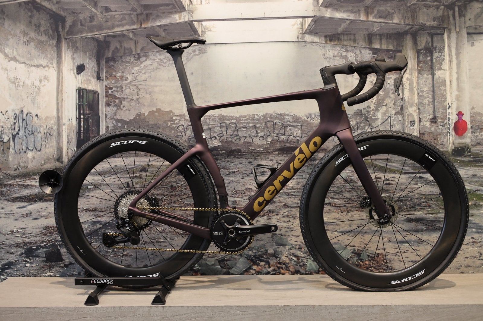 Cervelo aspero 5 black currant, Fietsen en Brommers, Fietsen | Racefietsen, Carbon, Cervelo, Cer, Nieuw