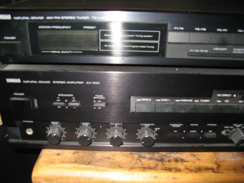 Foto 14 van Yamaha AX -500 versterker, am/fm tuner TX -L400