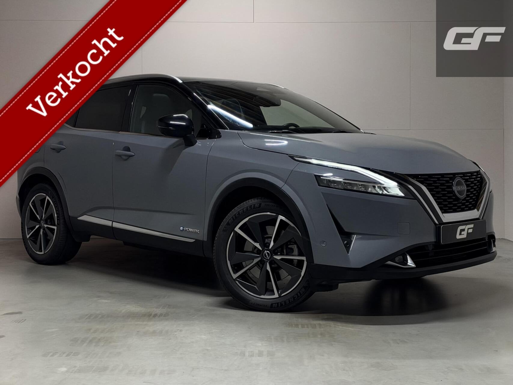 Nissan Qashqai 1.5 e-Power Tekna Pano 360º HUD Carplay ACC, Auto's, Dealer onderhouden, 1497 cc, Gebruikt, Zwart
