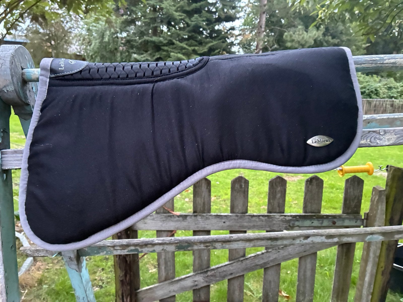 Onderlegger LeMieux Wither Relief Memory Foam Zwart., Full (L), Anatomisch gevormd, Ophalen of Verzenden, Zo goed als nieuw