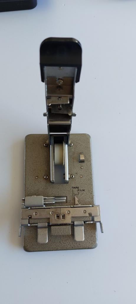 Fujica Single-8 Splicer - Plakpers 8mm film, Ophalen of Verzenden, Accessoire