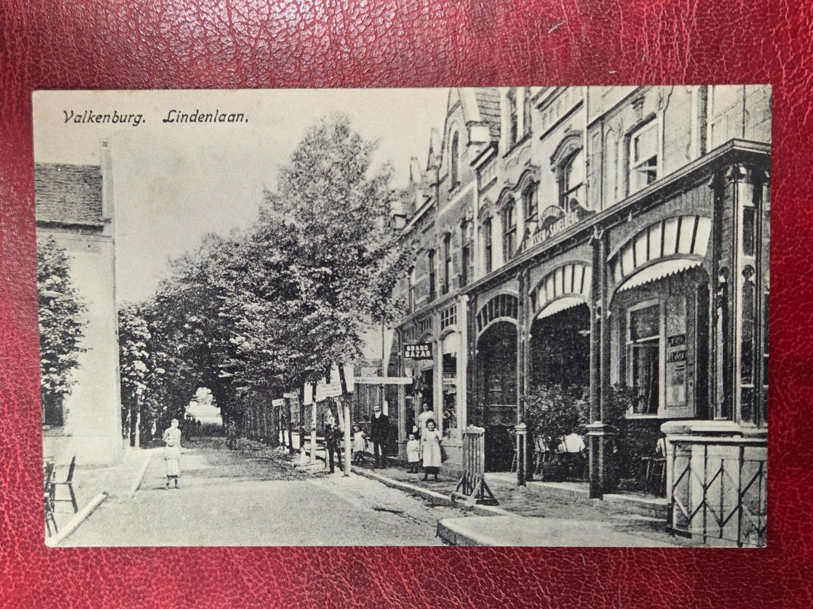 Valkenburg Lindenlaan met Restaurant J. Jansen-Savelberg, Verzamelen, Verzenden, 1940 tot 1960, Limburg