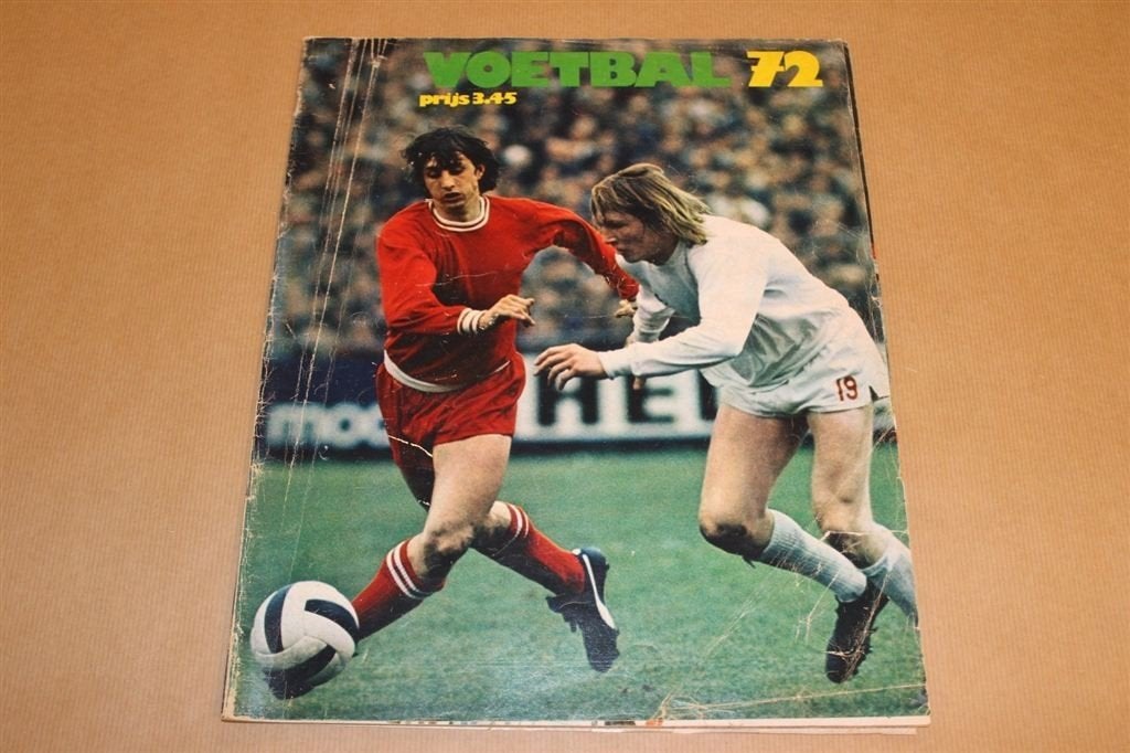 Grote special - Voetbal 72, Verzamelen, Ophalen of Verzenden, Gebruikt, Buitenlandse clubs, Boek of Tijdschrift