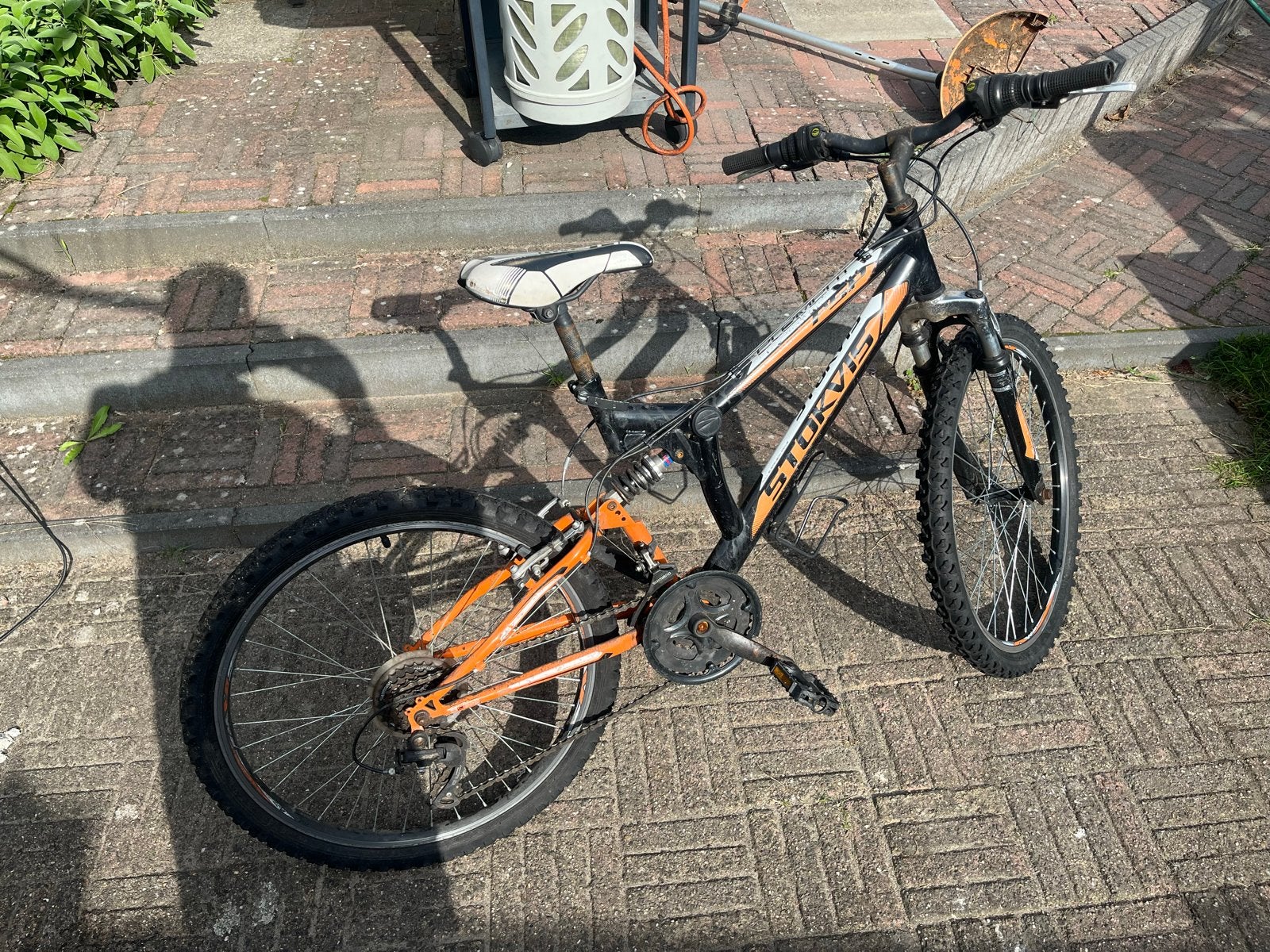 Stokvis 24 inch jongensfiets met vering, Minder dan 10 versnellingen, Gebruikt, Vering, Velgrem