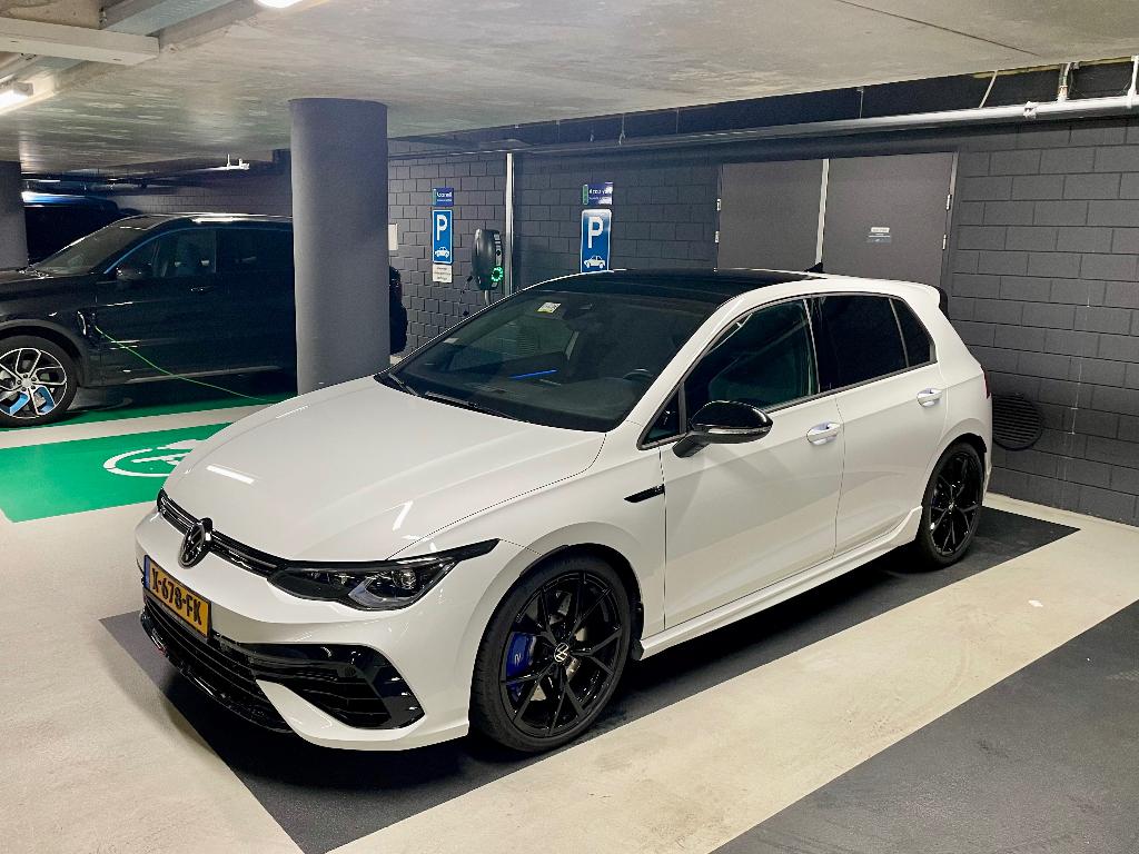 Volkswagen Golf 2.0 TSI 320pk 7-DSG 4MOTION 2022 Wit, Auto's, Volkswagen, Automaat, USB, 4 cilinders, 1984 cc