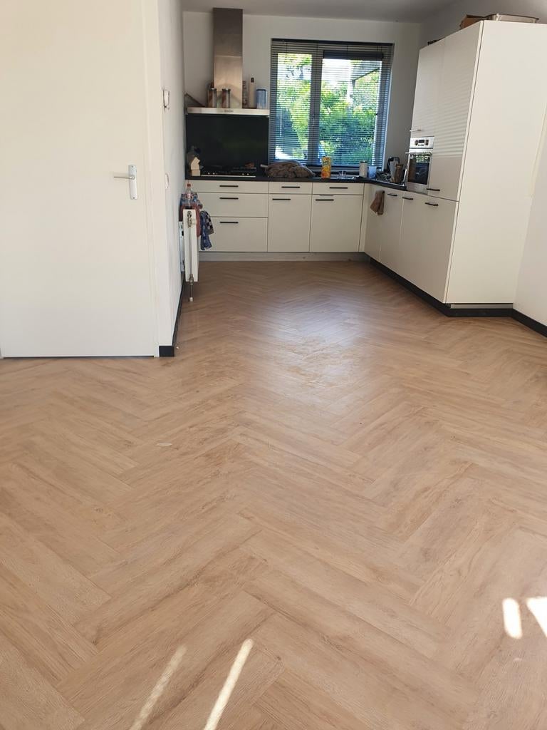 Laminaat ,visgraat pvc ,vloerbedekking,vinyl Vanaf 6 euro .