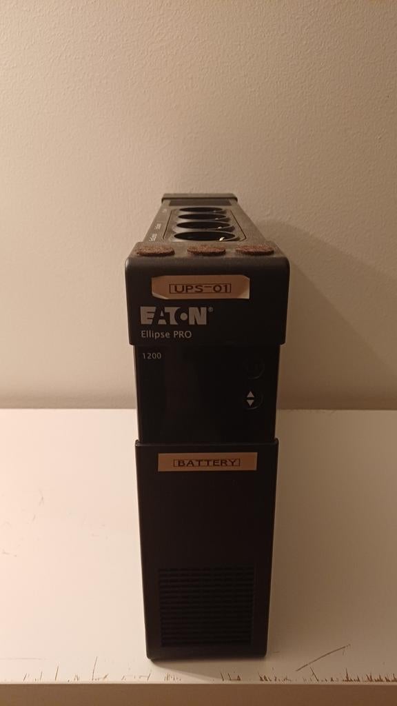 Eaton Ellipse PRO 1200 UPS, Ophalen, Gebruikt