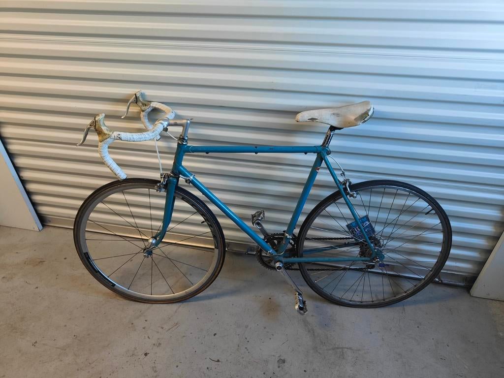 Batavus racefiets met Bianchi voorwiel, Fietsen en Brommers, Gebruikt, Staal, Heren, Batavus