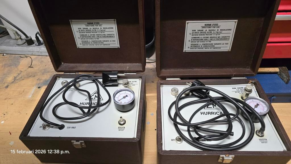 Vintage  airbrush compressor set 2 stuks, Ophalen of Verzenden, Gebruikt, Groter dan 1:32, Overige merken